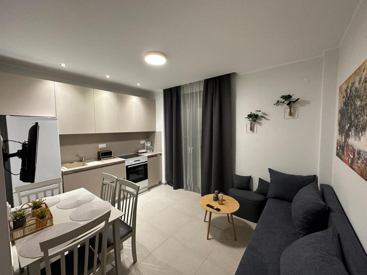 Olea Suites 2 Неа Мудания Екстериор снимка